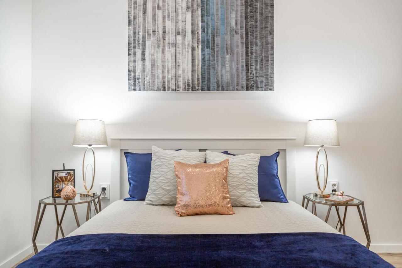 Stylish Luxury Apartment By Anna Budapest Eksteriør billede